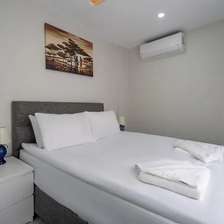 Daire Comfortable Apartment With Central Location And Balcony Close To Beach In Muratpasa, Antalya Antalya