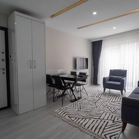 דירה Comfortable Apartment With Central Location And Balcony Close To Beach In Muratpasa, Antalya